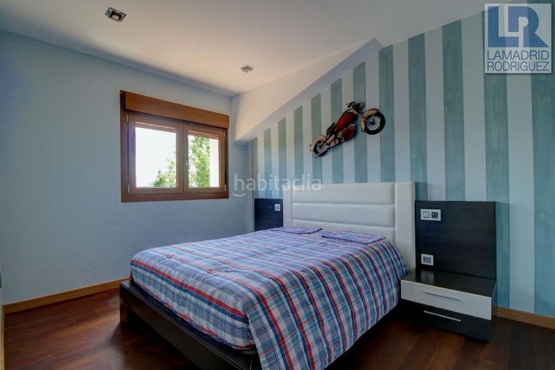 Foto d65b344a-3583-4b56-abf3-cea5b5b160fe. Chalet en las viñas 3 chalet en venta en el tejo, 4 dormitorios. en Valdáliga