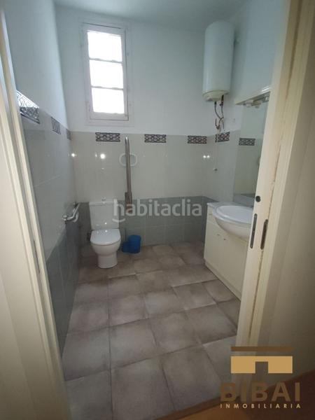 Foto e3479525-8d5d-4fa5-b66a-4ad193e82810. Lloguer local comercial a Arrasate o Mondragón