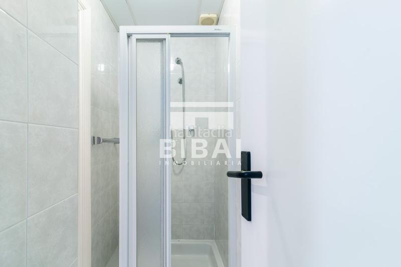 Foto 3cfddde3-f221-4b94-9f52-32ea04cf4668. Geschäftsraum in Arrasate o Mondragón