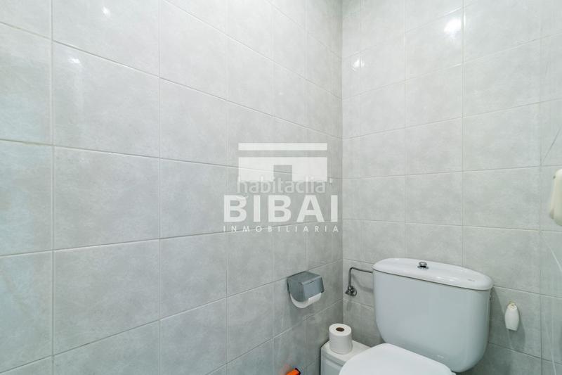 Foto db8b9444-29f8-4df3-ab71-1056257c5afc. Geschäftsraum in Arrasate o Mondragón