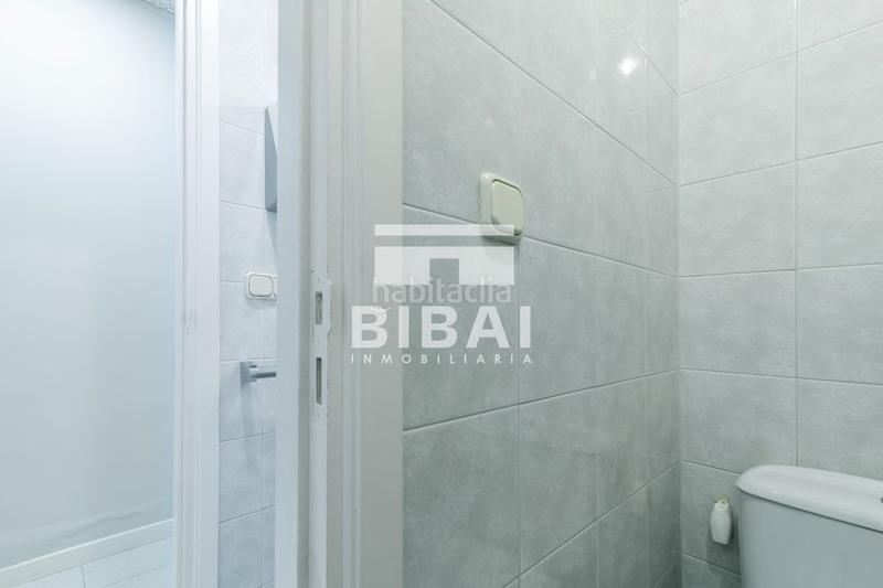 Foto f3c6a61b-ae64-4f0e-bcc4-c2c3324fe2db. Geschäftsraum in Arrasate o Mondragón