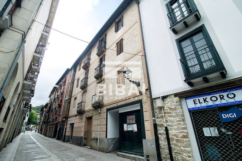 Foto 7f45958c-9300-48c9-966f-51997038a8ae. Edifici a Arrasate o Mondragón