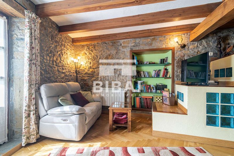 Foto dd203615-79db-4a57-b7f5-391806699a71. Casa amb calefacció a Eskoriatza
