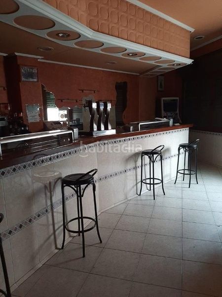 Foto ad328b68-e87b-4a50-aa77-c93cf4da13e9. Affitto locale commerciale in heraclio fournier kalea 26 in Vitoria - Gasteiz