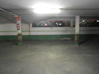 Car parking in Calle la Parra 3T