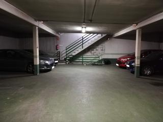 Lloguer Aparcament cotxe a Calle la parra 3t