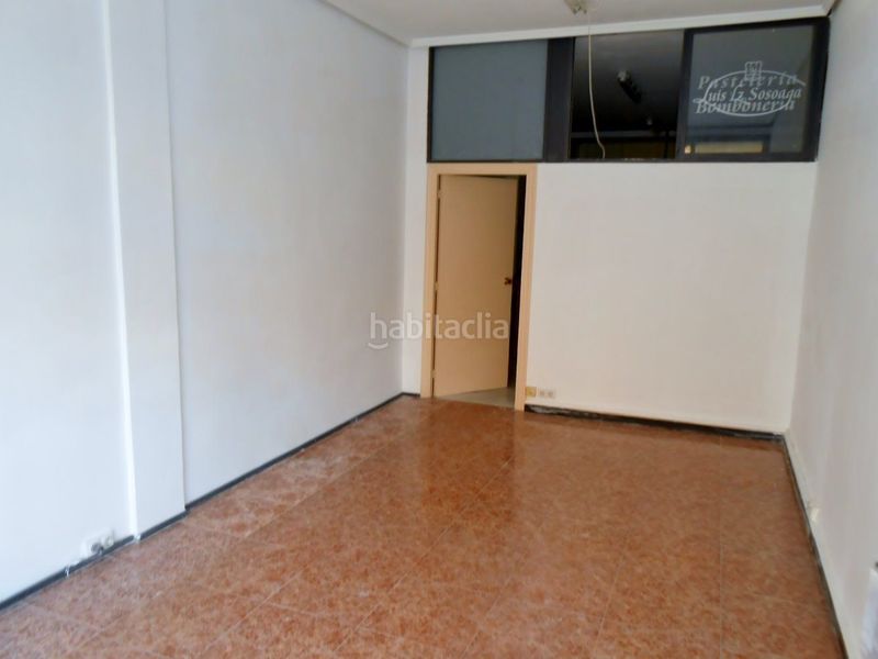 Foto 0625f034-eb98-44a6-857a-4da00d847376. Affitto locale commerciale in Adurtza kalea 4 in Adurtza Vitoria - Gasteiz