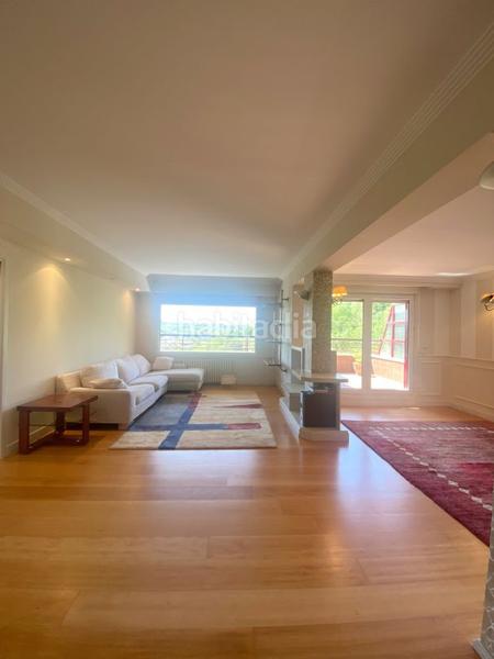 Foto 0710b9a3-6c3e-4869-849e-1d3c8e0428b5. Location appartement avec chauffage parking dans Antiguo Donostia - San Sebastián