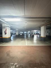 Autoparkplatz in Antiguo. Antiguo, ondarreta, frente hotel nh