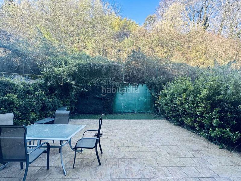 Foto b4a9cb3f-226a-430b-b3bc-e7e6e0369473. Dúplex amb calefacció aparcament a Ibaeta Donostia - San Sebastián