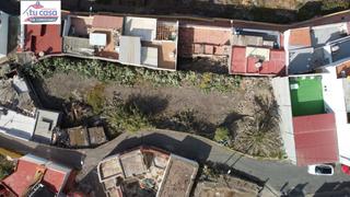 Terreny residencial a Calle calle diana 78. Se venden solares urbanos, en caserones bajos telde