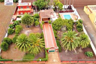 Xalet  Santa cristina. Villa de lujo ubicada en santa maría de guía muy cerca del área