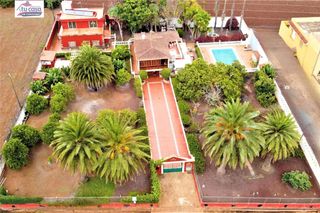 Chalet  Santa cristina. Villa de lujo ubicada en santa maría de guía muy cerca del área