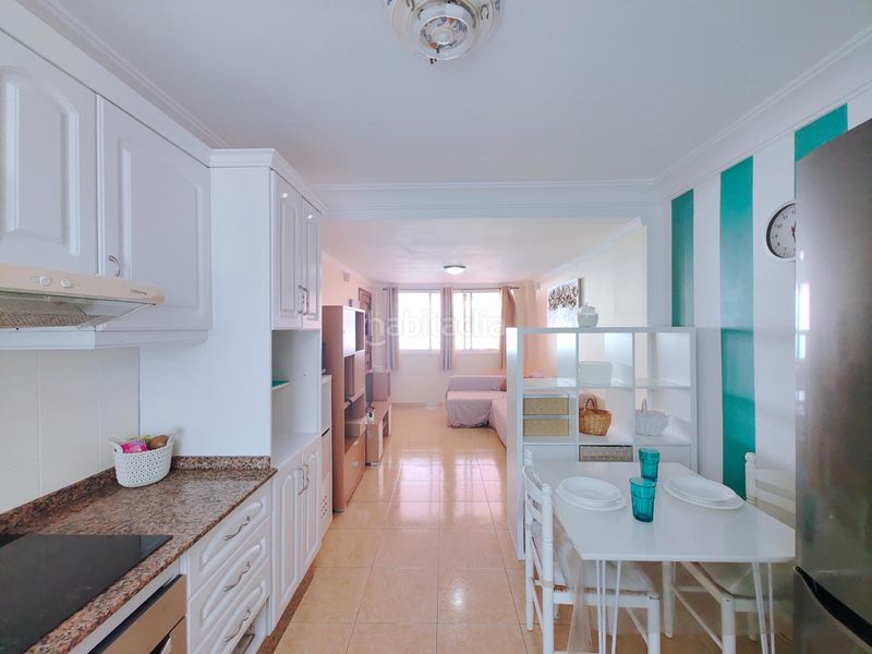 Foto bcbd9e64-6ffa-4193-8935-bbbe32a2347a. Pis a Playa de Arinaga Agüimes