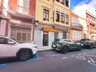 Local Comercial en SENADOR CASTILLO OLIVARES