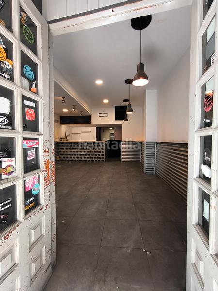 Foto 870d81f3-b617-4e8e-86b1-3cbf39762e9a. Alquiler local comercial local para negocio en el centro en Vilagarcía de Arousa