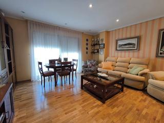 Appartement à Vilagarcía. Piso en el centro