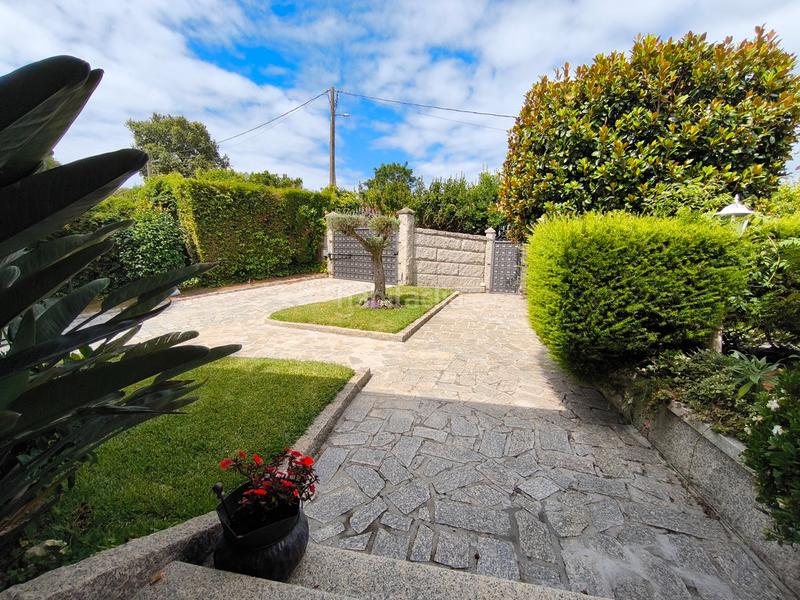 Foto 1d662412-391e-46e8-94fd-f6583d93ebce. Chalet con camino riscaldamento piscina in Fontecarmoa Vilagarcía de Arousa