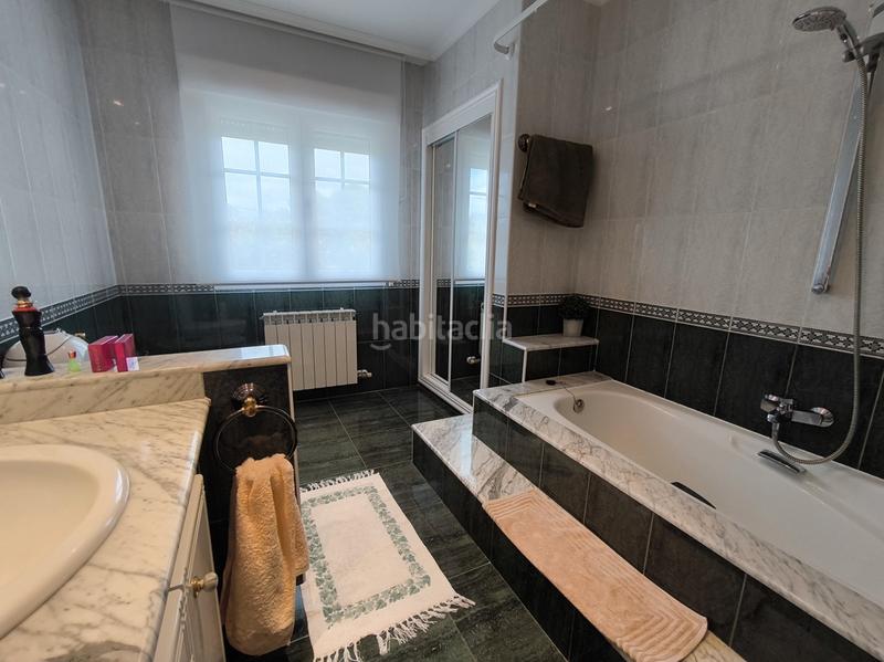 Foto 525b3bcd-86cc-4f24-bdb5-cbc3e4d8e11a. Chalet con camino riscaldamento piscina in Fontecarmoa Vilagarcía de Arousa