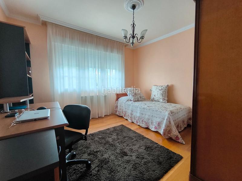 Foto 5e0e7eff-14cc-4694-b4b7-637d0f93c9b7. Chalet con camino riscaldamento piscina in Fontecarmoa Vilagarcía de Arousa