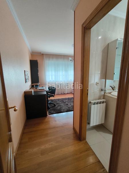 Foto 94113e16-6343-487d-9500-9ccb6402417c. Chalet con camino riscaldamento piscina in Fontecarmoa Vilagarcía de Arousa