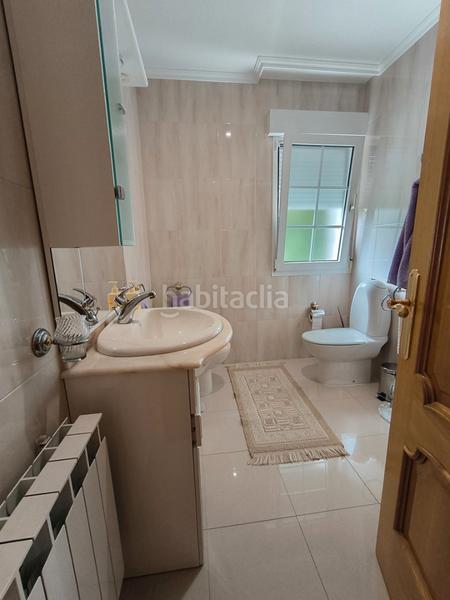 Foto d6272491-e301-41eb-8f85-0ccf2781f56b. Chalet con camino riscaldamento piscina in Fontecarmoa Vilagarcía de Arousa