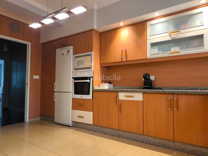 Foto e60cf936-315d-4c99-bfbc-6ba126438a0a. Pis amb calefacció aparcament a Vilagarcía Vilagarcía de Arousa