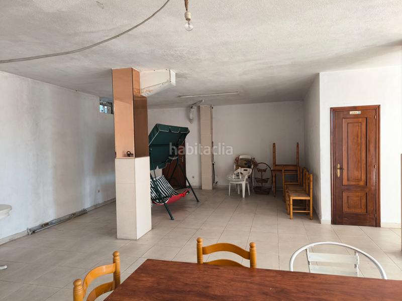 Foto 860f2a06-65c3-4d4b-92d0-2331e4630f6c. Alquiler local comercial en Rubiáns Vilagarcía de Arousa