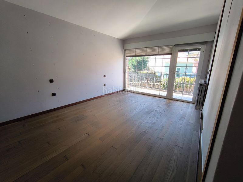 Foto 4413d8f0-7d69-4cd0-b4ba-390d3dc54aaa. Casa amb calefacció aparcament a Rubiáns Vilagarcía de Arousa