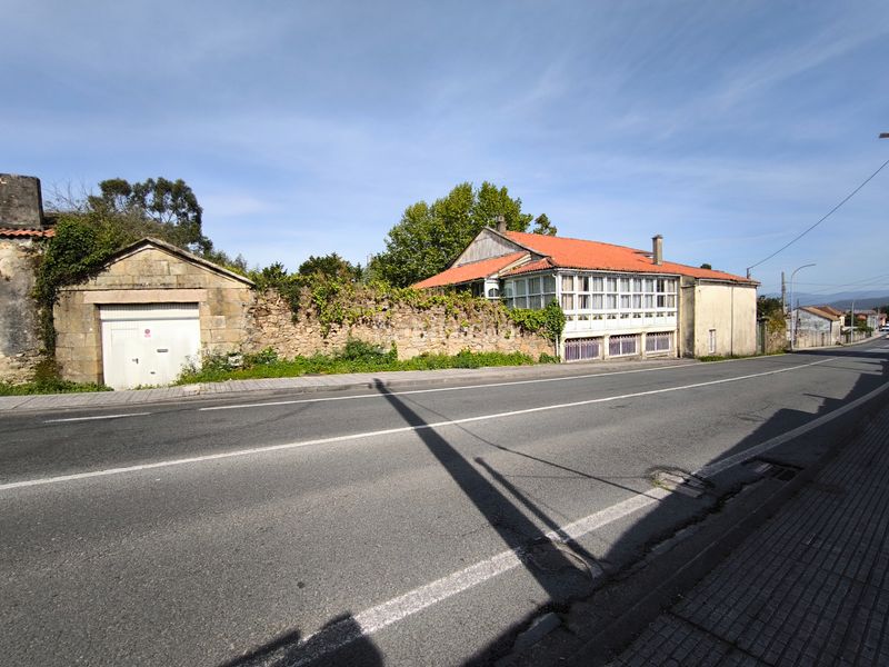 Foto 094c0a08-bb28-4190-af72-25def64ee487. Casa amb xemeneia calefacció aparcament a Cornazo Vilagarcía de Arousa