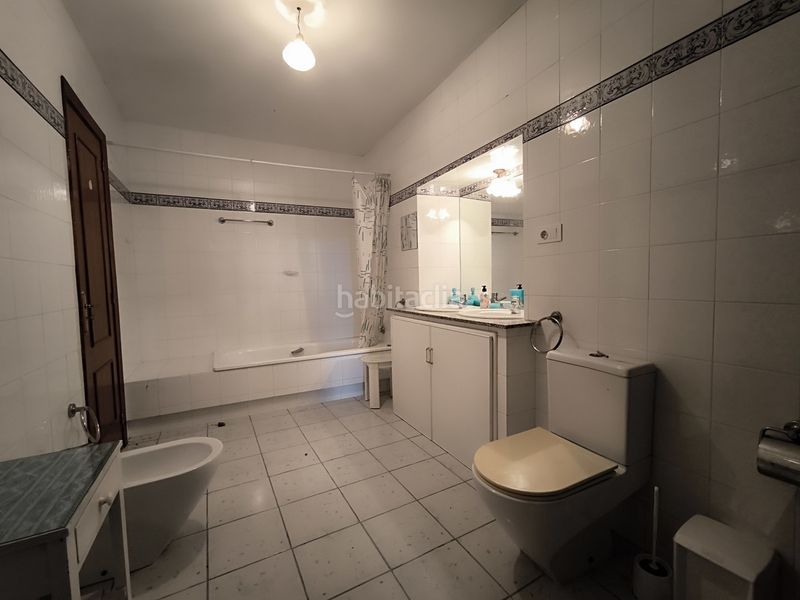 Foto e6cbe664-592e-4646-9f84-20d00acc3a85. Casa amb xemeneia calefacció aparcament a Cornazo Vilagarcía de Arousa