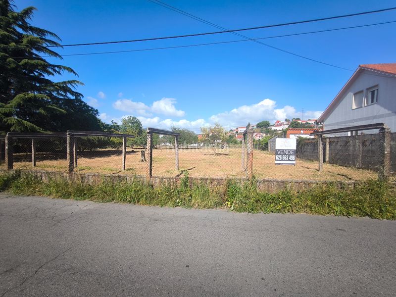 Foto 4dac64c5-b892-4c19-a9a0-ad9dfcd05b38. Terreno residencial parcela edificable proxima al centro en Vilagarcía de Arousa