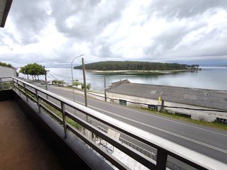 Appartement à O Carril. Piso con vistas al mar y a la isla de cortegada