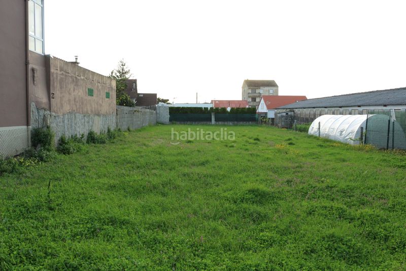 Foto 5abbf3c0-56bc-47b7-9b70-28d7b3f02be7. Terreno residencial parcela edificable a 500 metros de la playa en Vilagarcía de Arousa