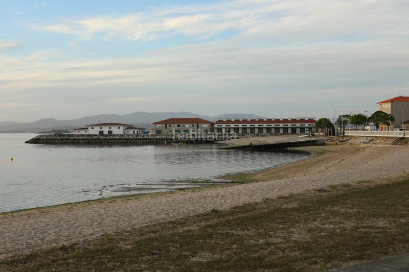 Foto a288963d-c490-4040-8173-dbb5c3e3f448. Terreno residencial parcela edificable a 500 metros de la playa en Vilagarcía de Arousa