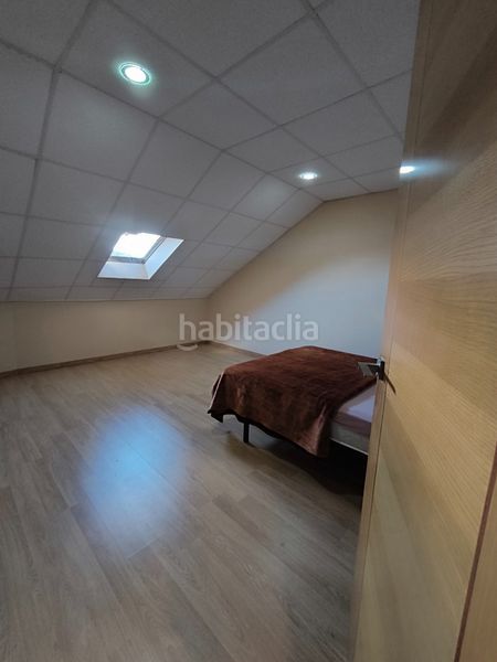 Foto 3a152c23-6d47-4fa8-b642-ed175a1f5e72. Casa a schiera con riscaldamento parcheggio in Sobrán Vilagarcía de Arousa