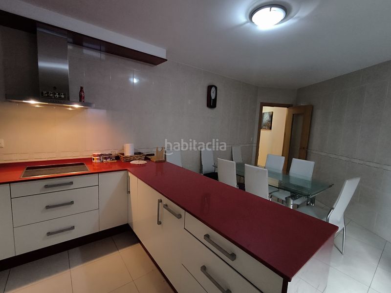Foto 50f5402a-d891-4f57-a93c-1047bc355a96. Casa a schiera con riscaldamento parcheggio in Sobrán Vilagarcía de Arousa