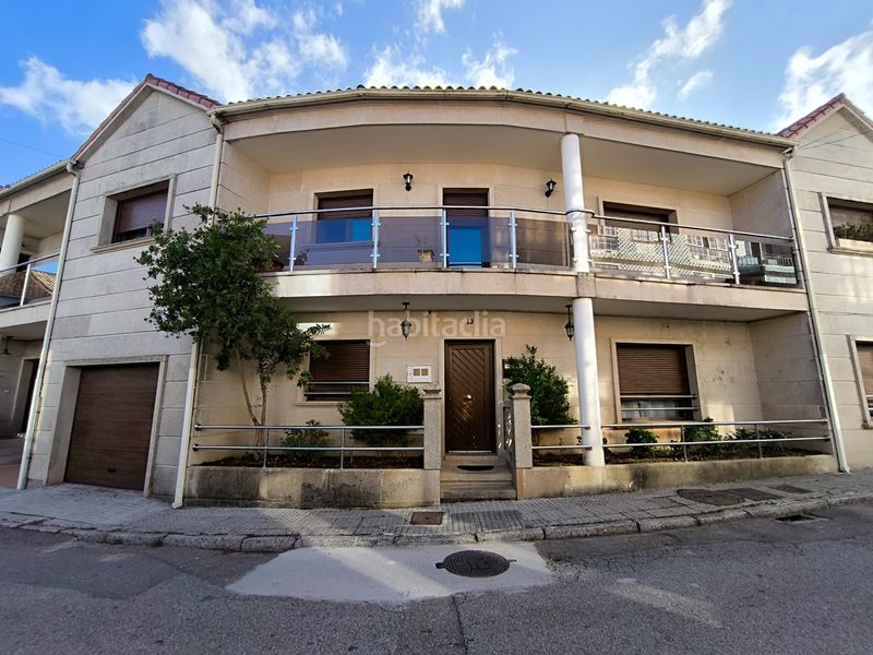 Foto 877d65ac-24bb-4ba8-97f1-36a9c111eb21. Casa a schiera con riscaldamento parcheggio in Sobrán Vilagarcía de Arousa