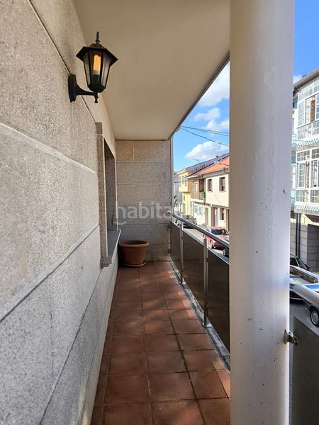Foto a1006302-1036-440a-b459-07ed4bbbd5fa. Casa a schiera con riscaldamento parcheggio in Sobrán Vilagarcía de Arousa