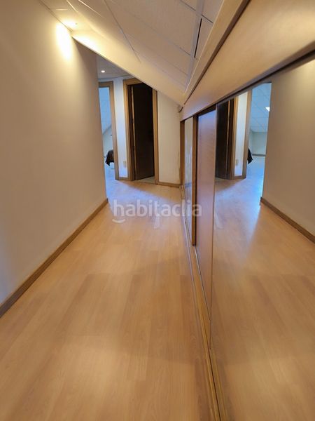 Foto b5726c94-f6f9-46b9-ae9a-5bac4de6bb83. Casa a schiera con riscaldamento parcheggio in Sobrán Vilagarcía de Arousa