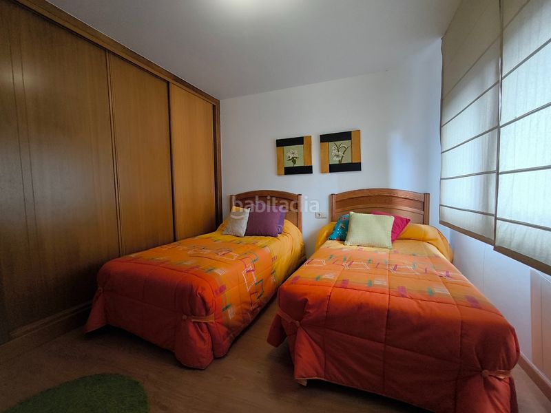 Foto c73c4609-c7ba-40d7-b67a-c8858efc2469. Casa a schiera con riscaldamento parcheggio in Sobrán Vilagarcía de Arousa