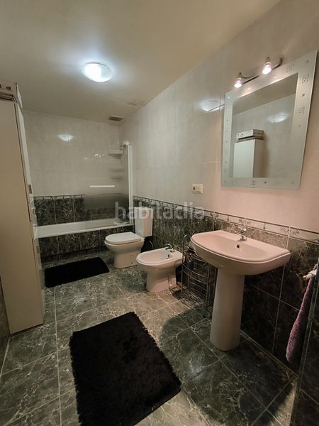 Foto f99f9031-6b27-43d5-bffd-462337863994. Casa a schiera con riscaldamento parcheggio in Sobrán Vilagarcía de Arousa