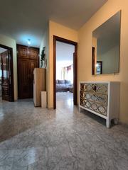 Etagenwohnung in Vilagarcía. Piso de dos dormitorios proximo al concello