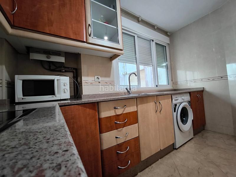Foto b2f0e605-d17d-4809-a540-5fd9beb0e14e. Piso  de dos dormitorios proximo al concello en Vilagarcía de Arousa