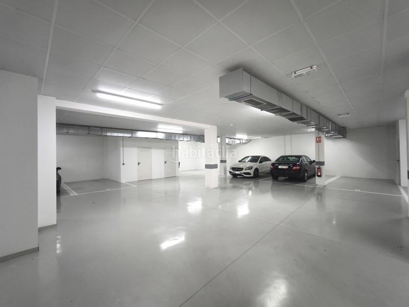 Foto 53866b70-7a40-4e5d-b8ee-e38d34eecd9b. Aparcament cotxe a Vilagarcía Vilagarcía de Arousa