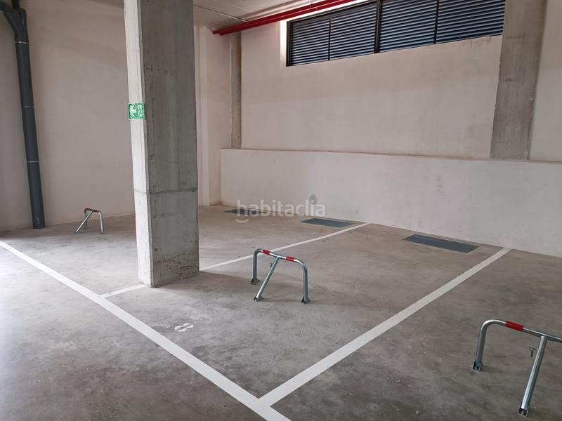 Foto b4a357ec-20ea-4727-bb21-7973d1d8a9c8. Aparcament cotxe a zeberioenea 902 a Ordizia