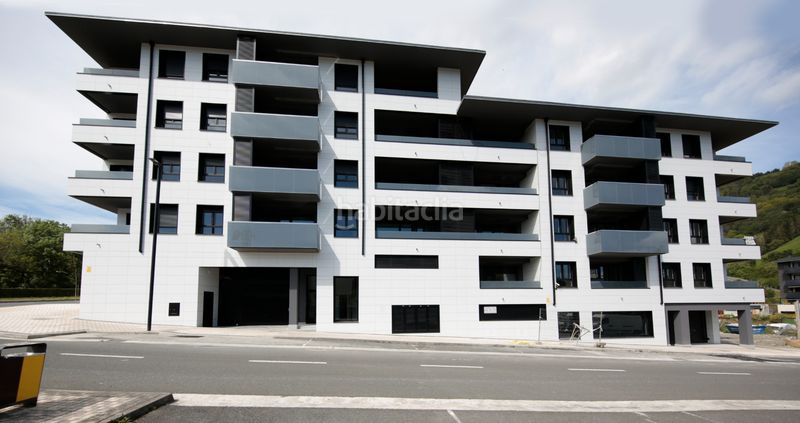 Foto 7a49bd38-9636-433c-8085-0c2c2b0b6e6d. Posto auto in otatza 7 in Ordizia