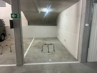 Autoparkplatz  Otatza 7. Garaje abierto para un coche