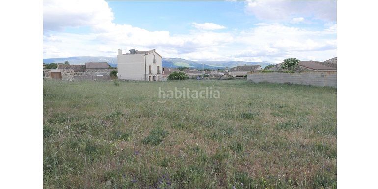 Foto a27630dd-7850-443d-9320-1b428feec239. Terreny residencial a Turégano