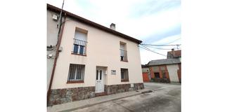 Masia a Navas de Oro. Vivienda totalmente reformada en venta en navas de oro, segovia